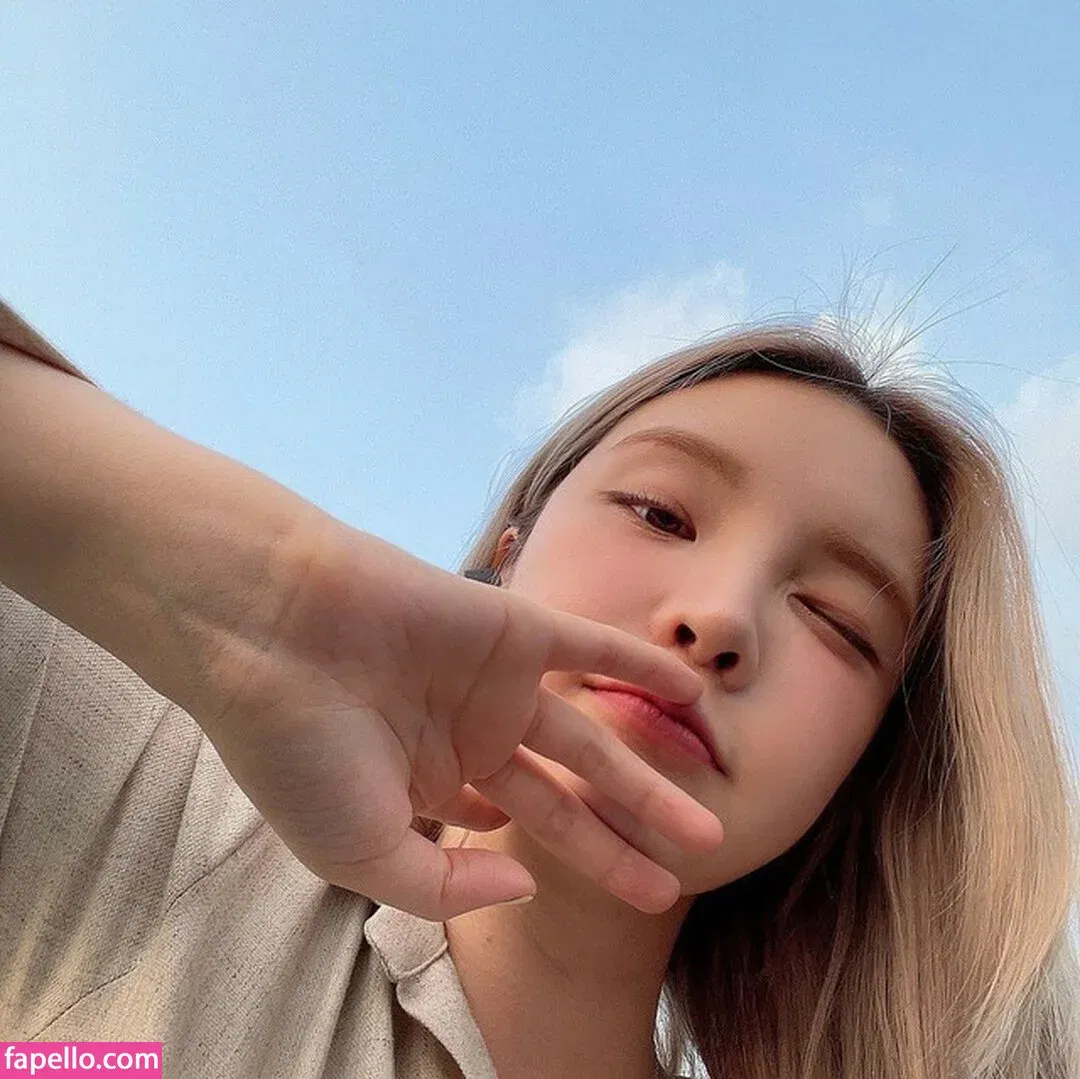 Xooos 수스 Onlyfans Photo Gallery 