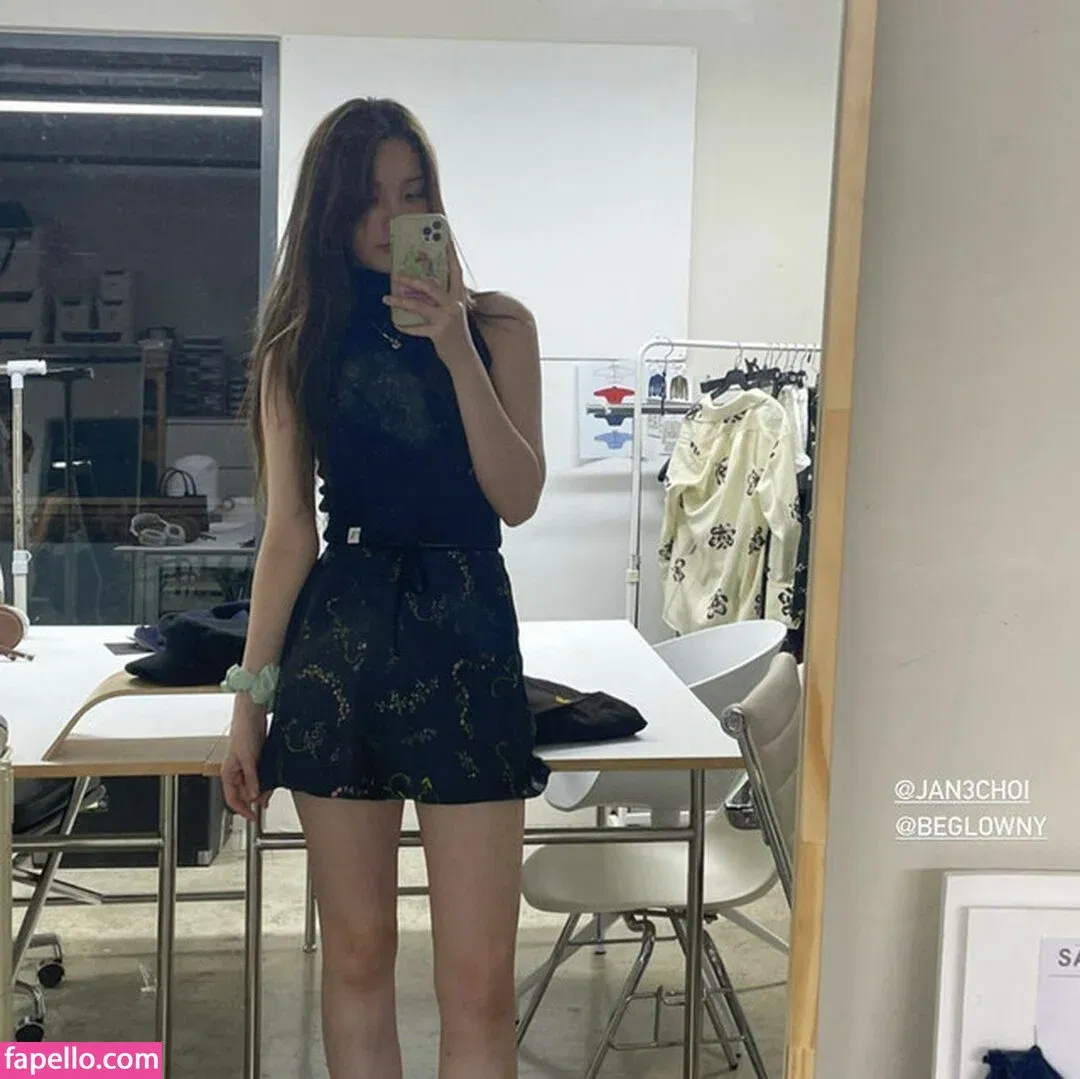 Xooos 수스 Onlyfans Photo Gallery 