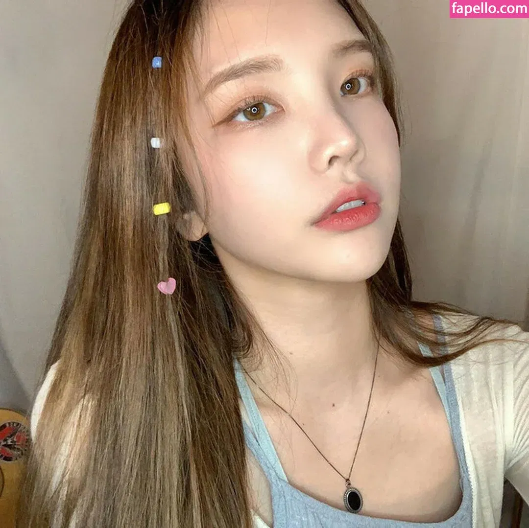 Xooos 수스 Onlyfans Photo Gallery 