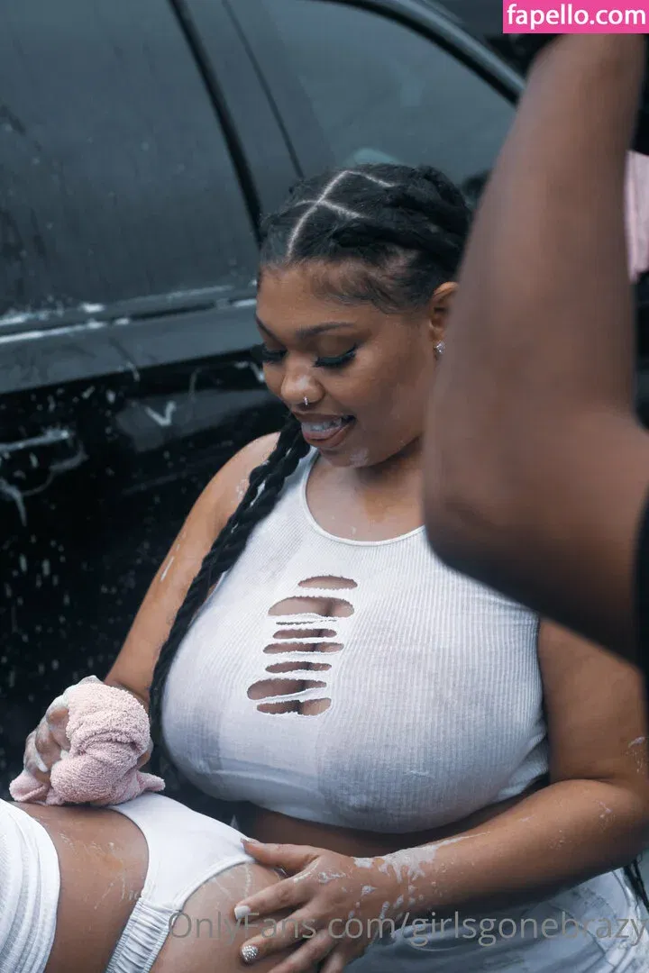 girlsgonebrazy Onlyfans Photo Gallery 