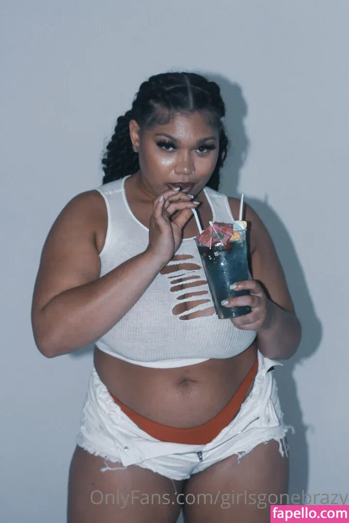 girlsgonebrazy Onlyfans Photo Gallery 