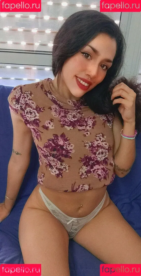 nessauwufreee Onlyfans Photo Gallery 