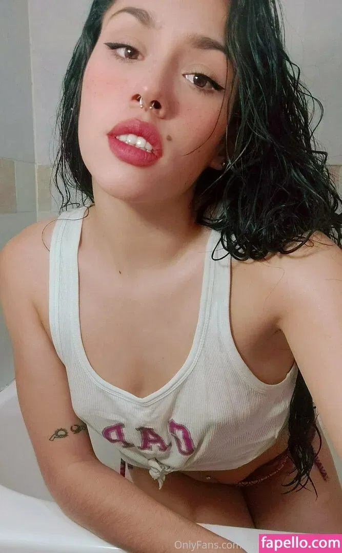 nessauwufreee Onlyfans Photo Gallery 