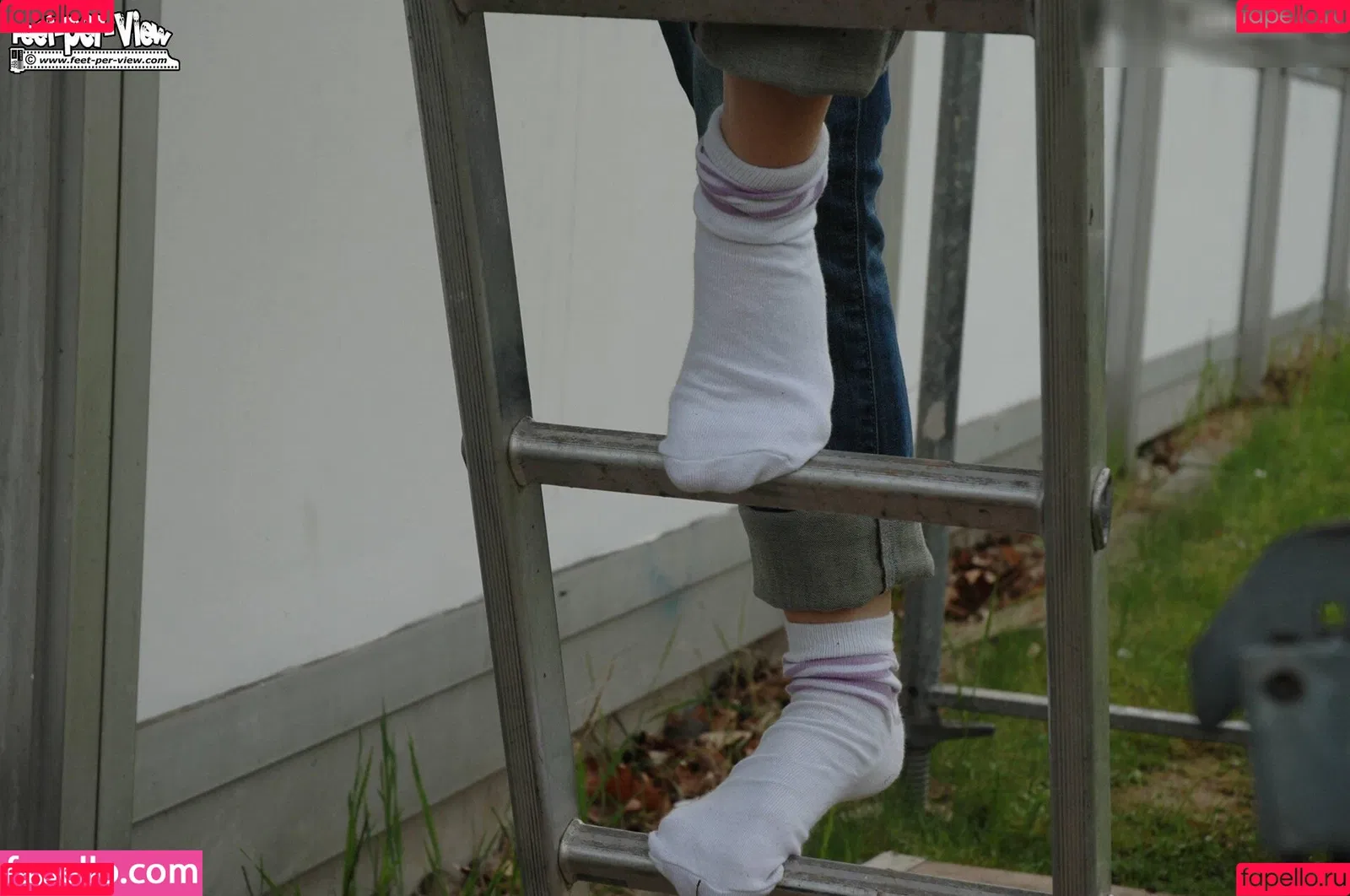 Feetperview / Sockenmädchen Onlyfans Photo Gallery 