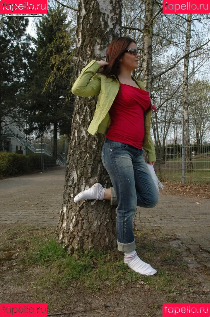 Feetperview / Sockenmädchen Onlyfans Photo Gallery 