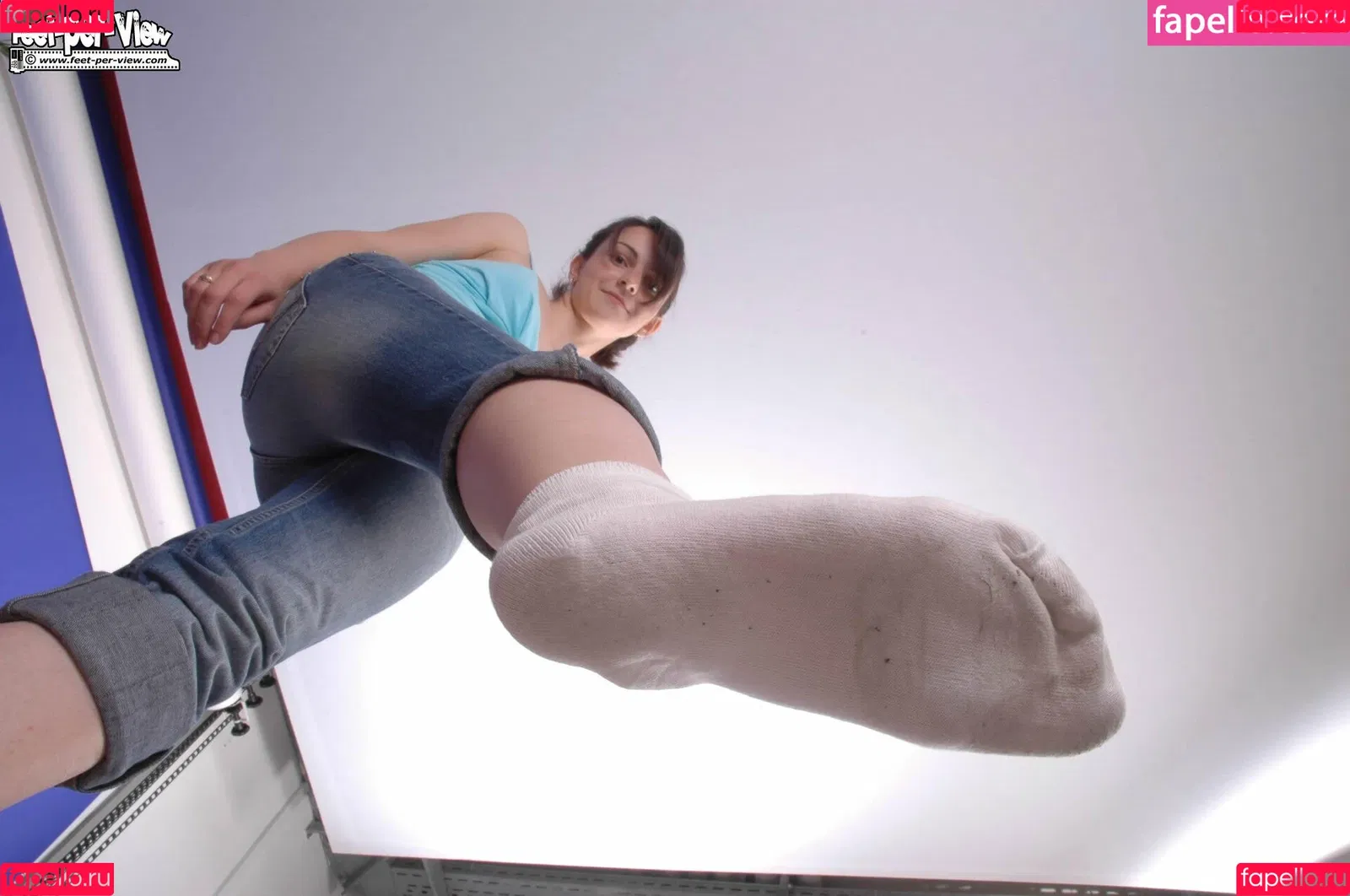 Feetperview / Sockenmädchen Onlyfans Photo Gallery 