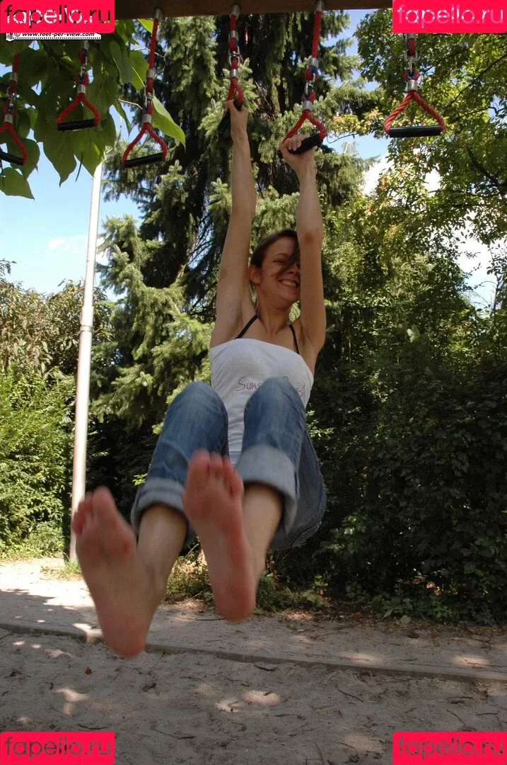Feetperview / Sockenmädchen Onlyfans Photo Gallery 