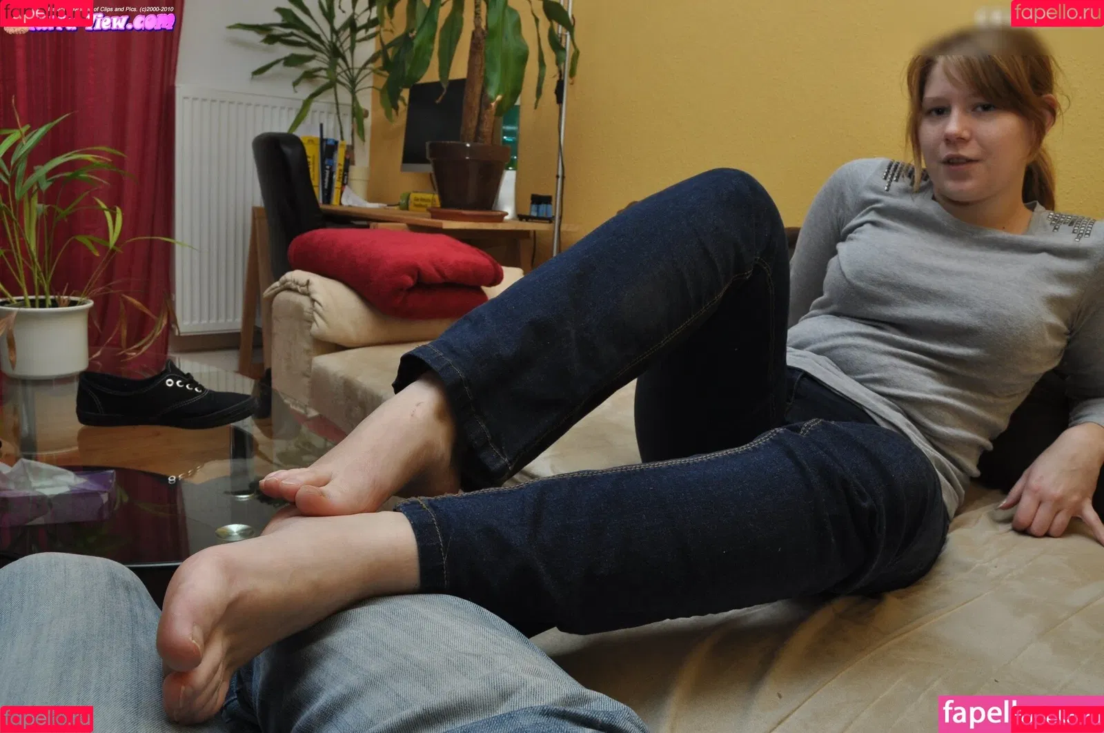 Feetperview / Sockenmädchen Onlyfans Photo Gallery 