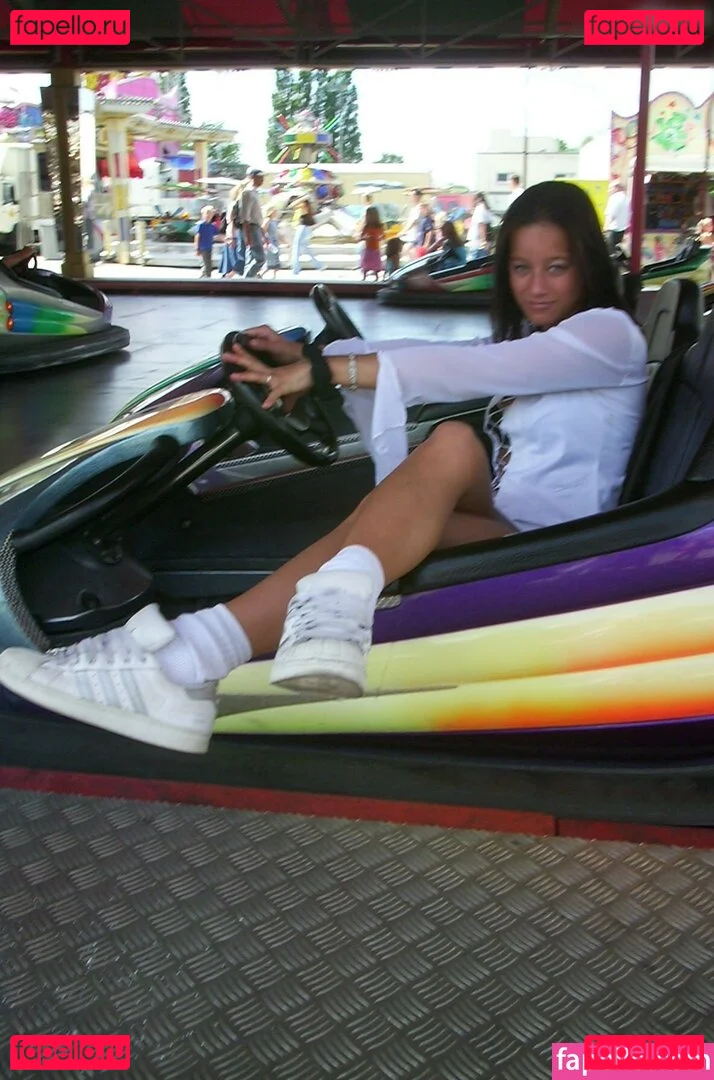 Feetperview / Sockenmädchen Onlyfans Photo Gallery 