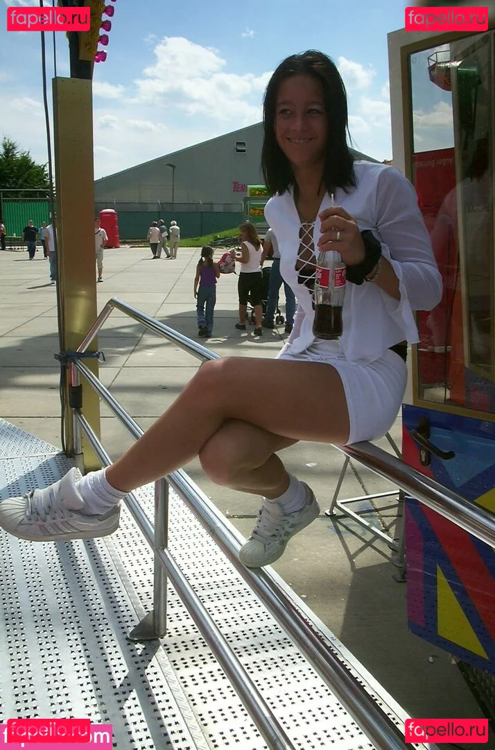 Feetperview / Sockenmädchen Onlyfans Photo Gallery 