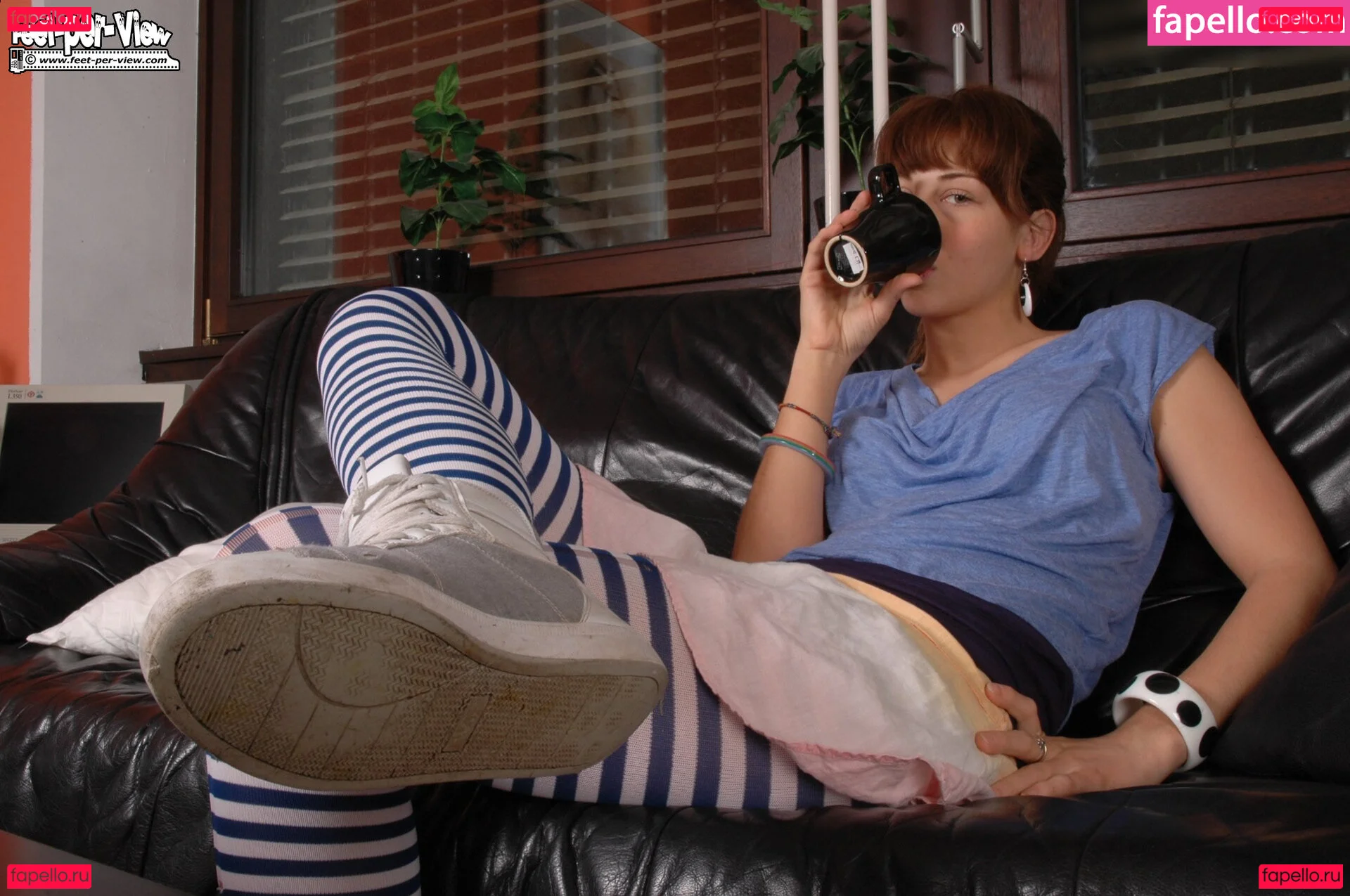 Feetperview / Sockenmädchen Onlyfans Photo Gallery 