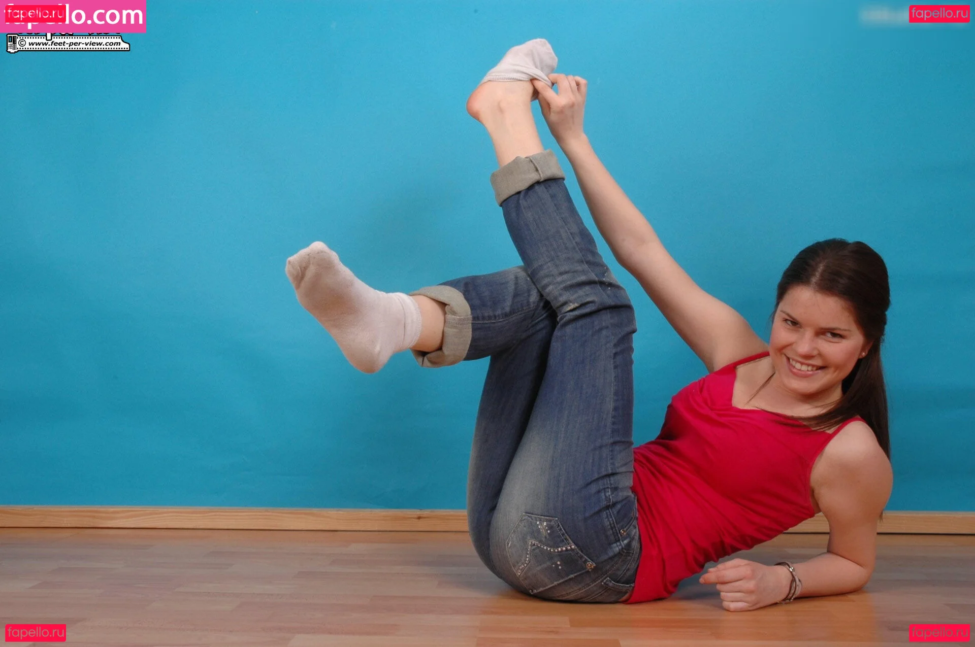 Feetperview / Sockenmädchen Onlyfans Photo Gallery 