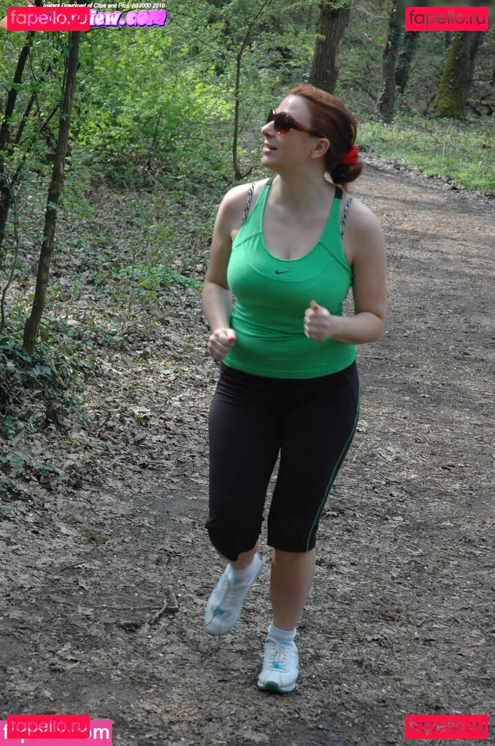 Feetperview / Sockenmädchen Onlyfans Photo Gallery 