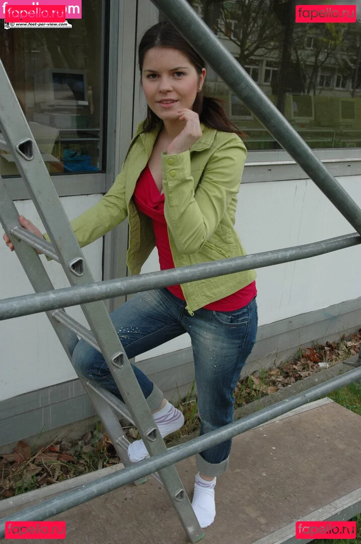 Feetperview / Sockenmädchen Onlyfans Photo Gallery 