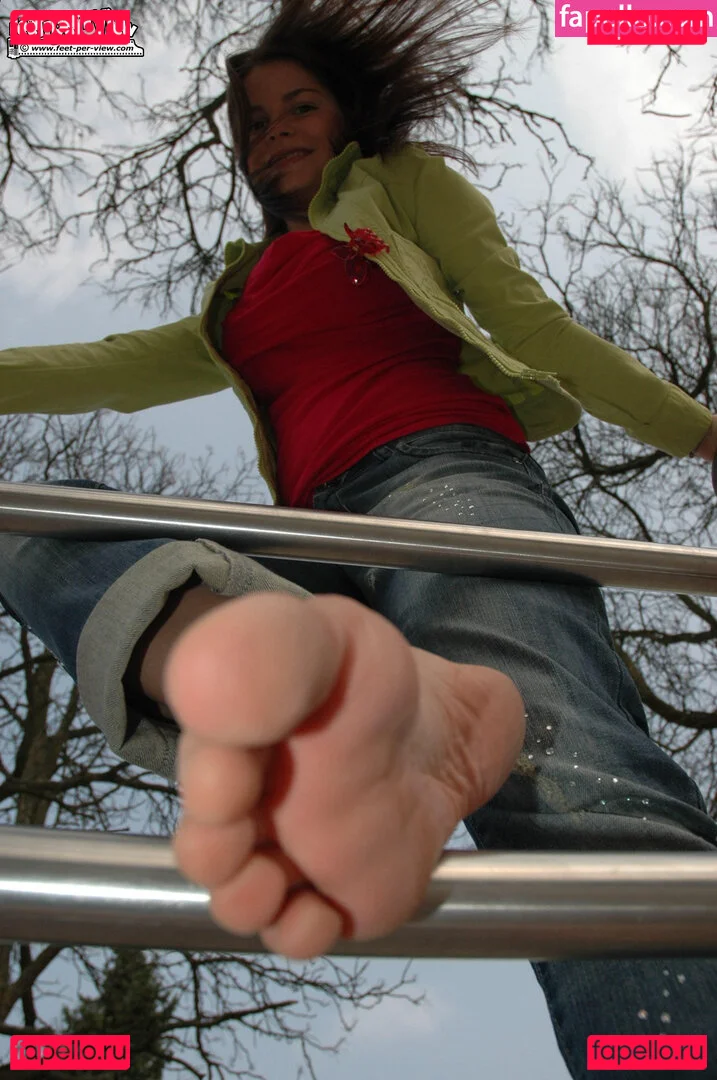 Feetperview / Sockenmädchen Onlyfans Photo Gallery 