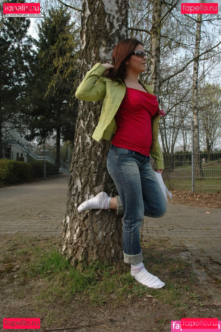 Feetperview / Sockenmädchen Onlyfans Photo Gallery 