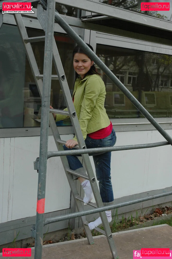 Feetperview / Sockenmädchen Onlyfans Photo Gallery 