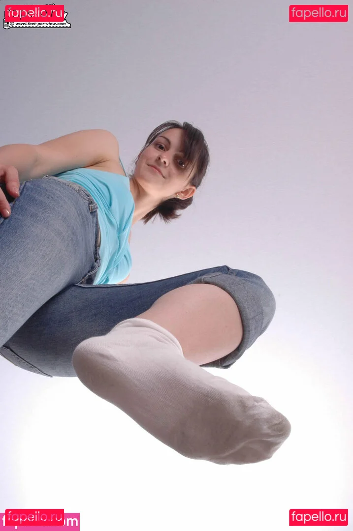 Feetperview / Sockenmädchen Onlyfans Photo Gallery 