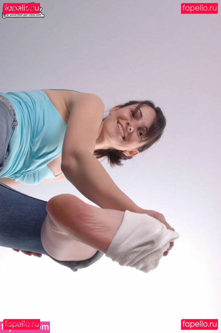 Feetperview / Sockenmädchen Onlyfans Photo Gallery 