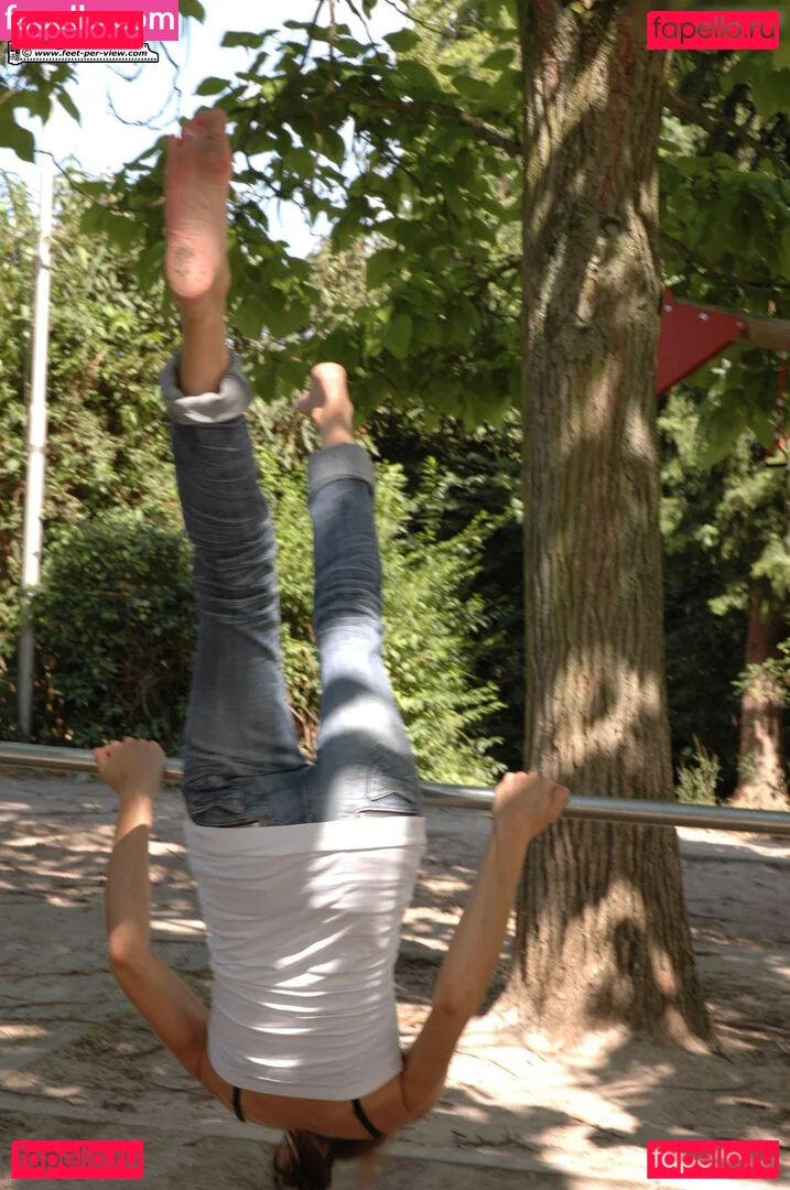 Feetperview / Sockenmädchen Onlyfans Photo Gallery 