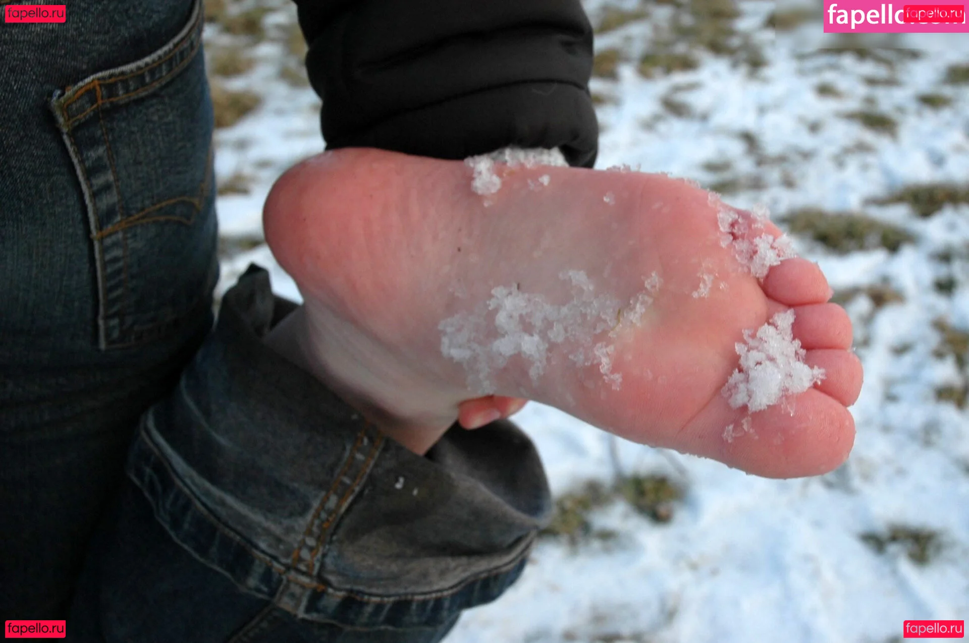 Feetperview / Sockenmädchen Onlyfans Photo Gallery 