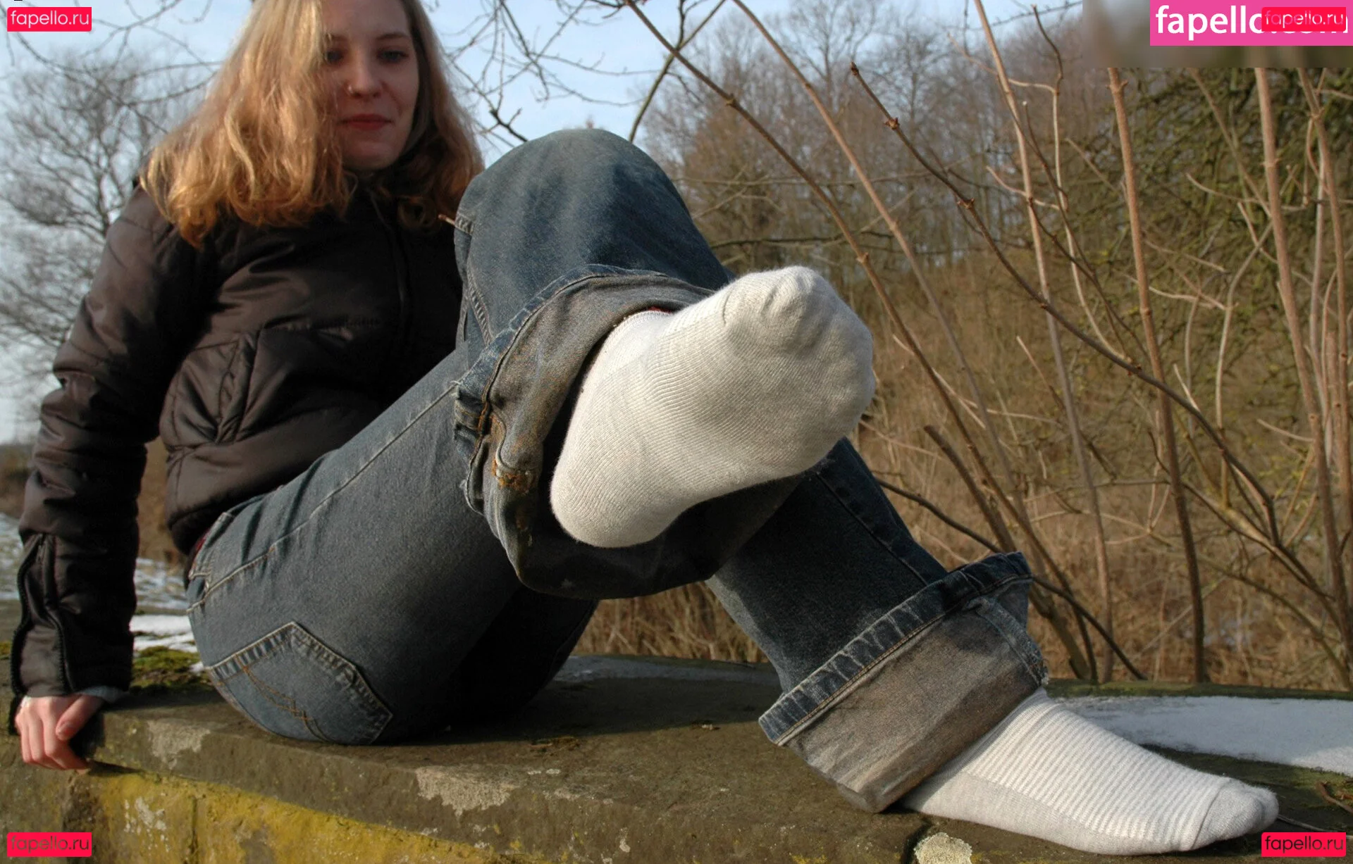 Feetperview / Sockenmädchen Onlyfans Photo Gallery 