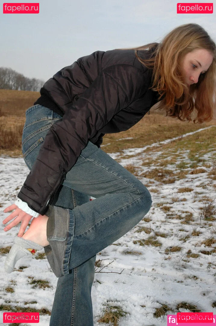 Feetperview / Sockenmädchen Onlyfans Photo Gallery 