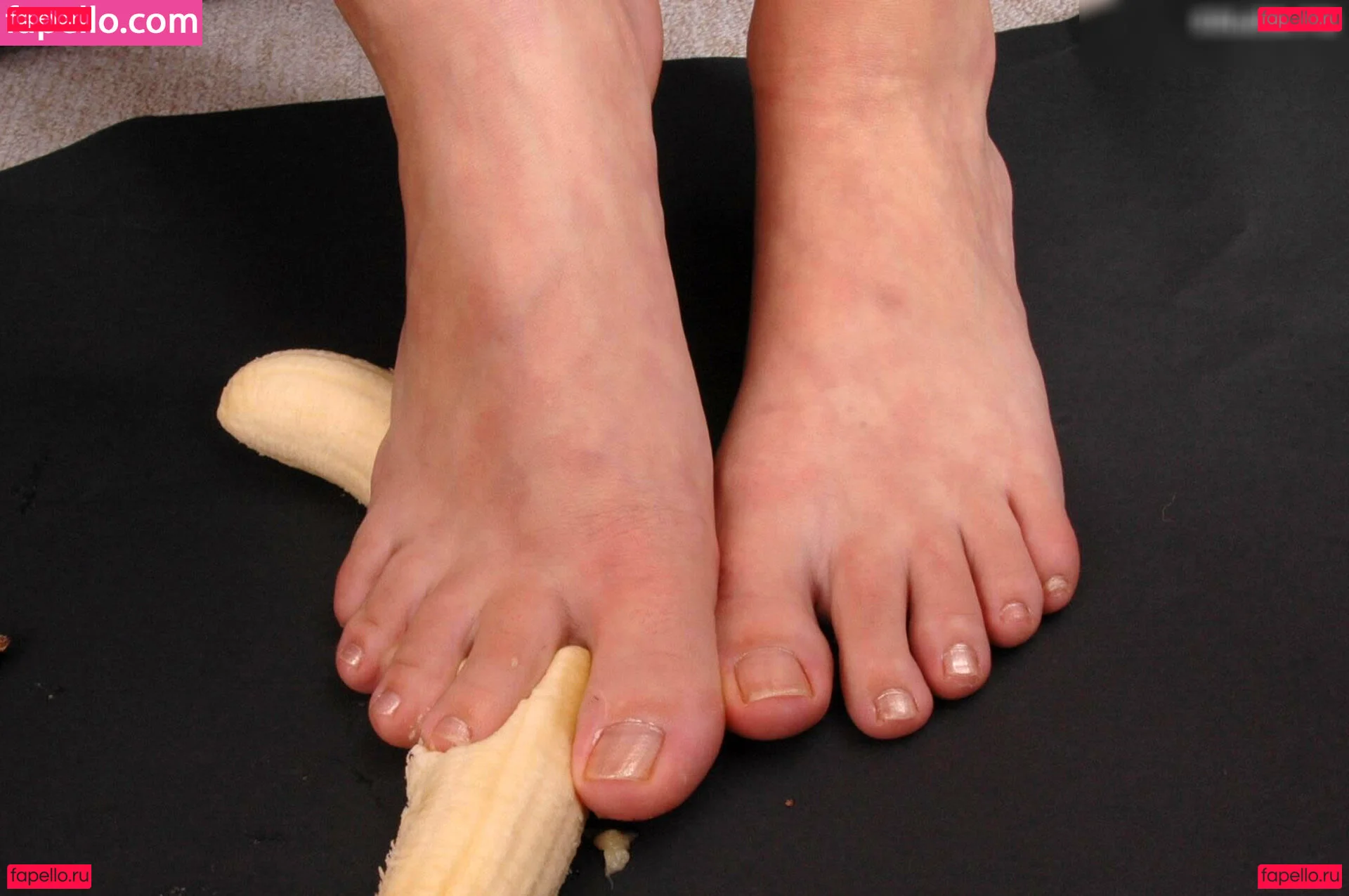 Feetperview / Sockenmädchen Onlyfans Photo Gallery 