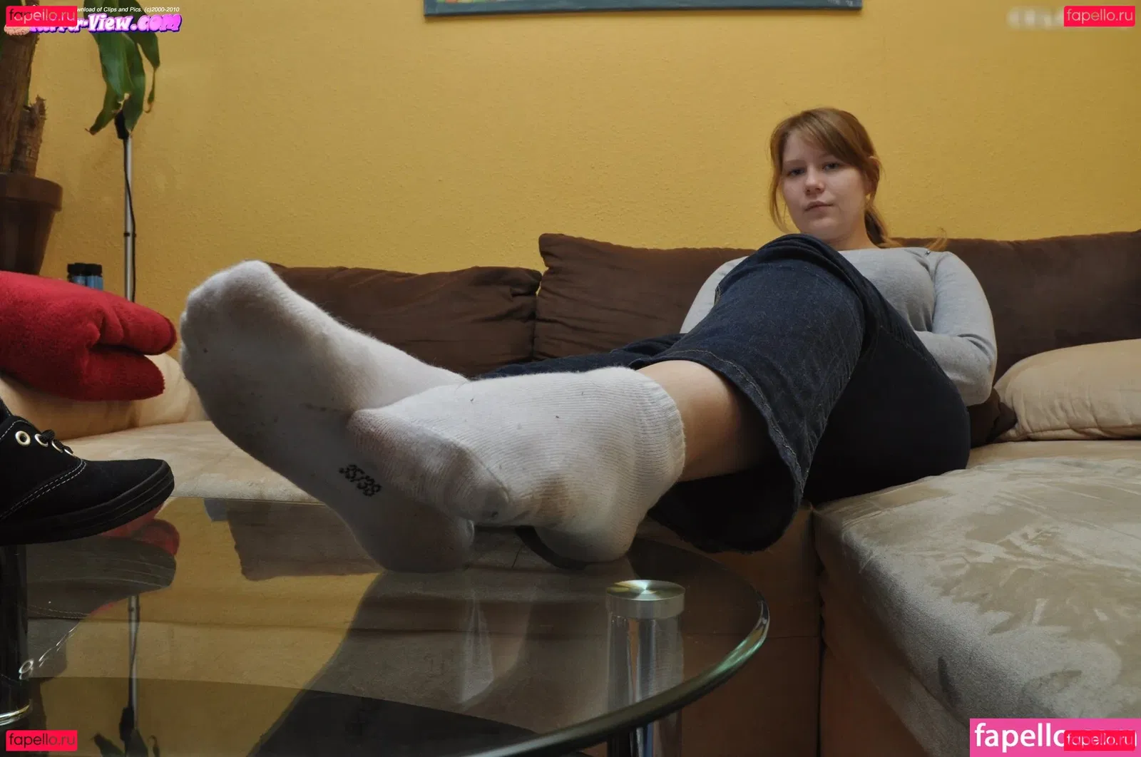 Feetperview / Sockenmädchen Onlyfans Photo Gallery 