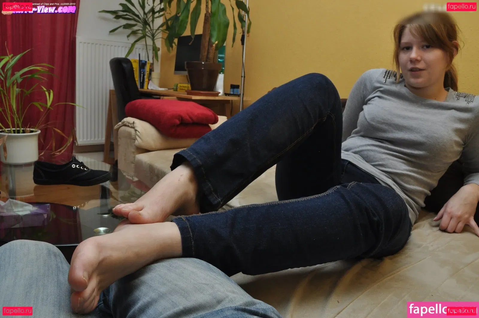 Feetperview / Sockenmädchen Onlyfans Photo Gallery 