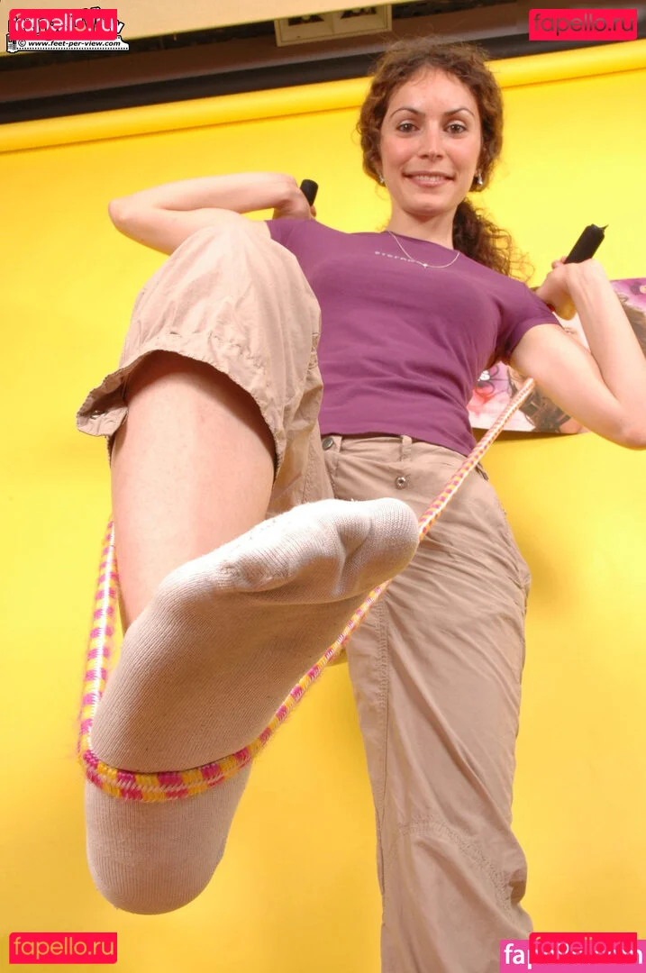 Feetperview / Sockenmädchen Onlyfans Photo Gallery 