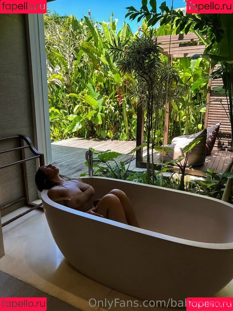 bikiniruby Onlyfans Photo Gallery 