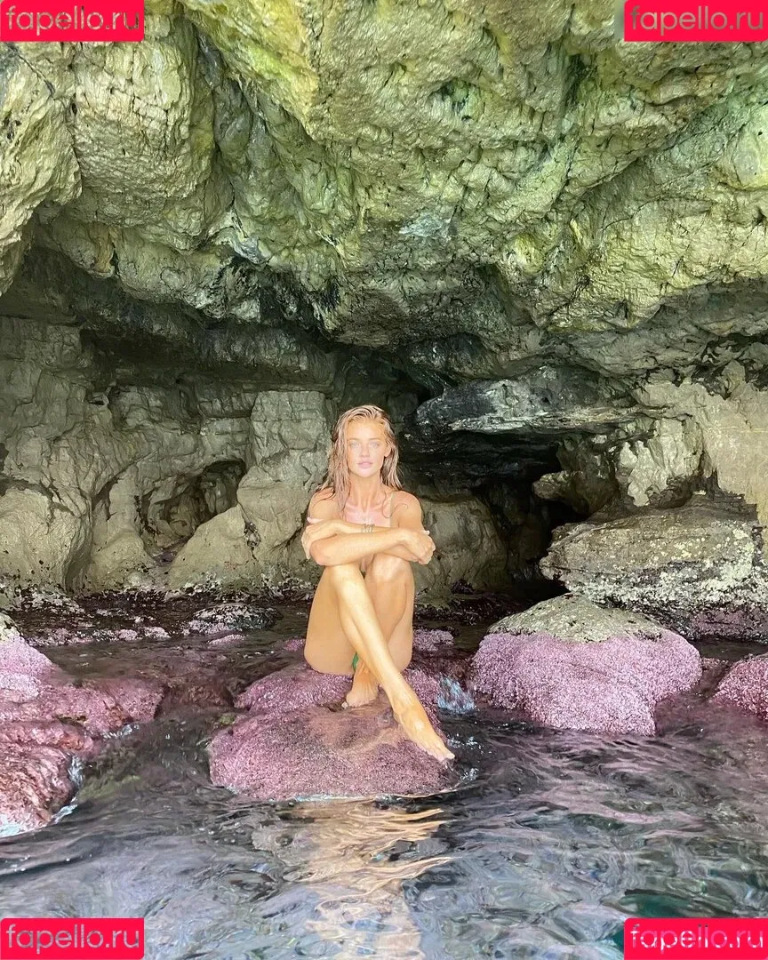 Cintia Dicker Onlyfans Photo Gallery 