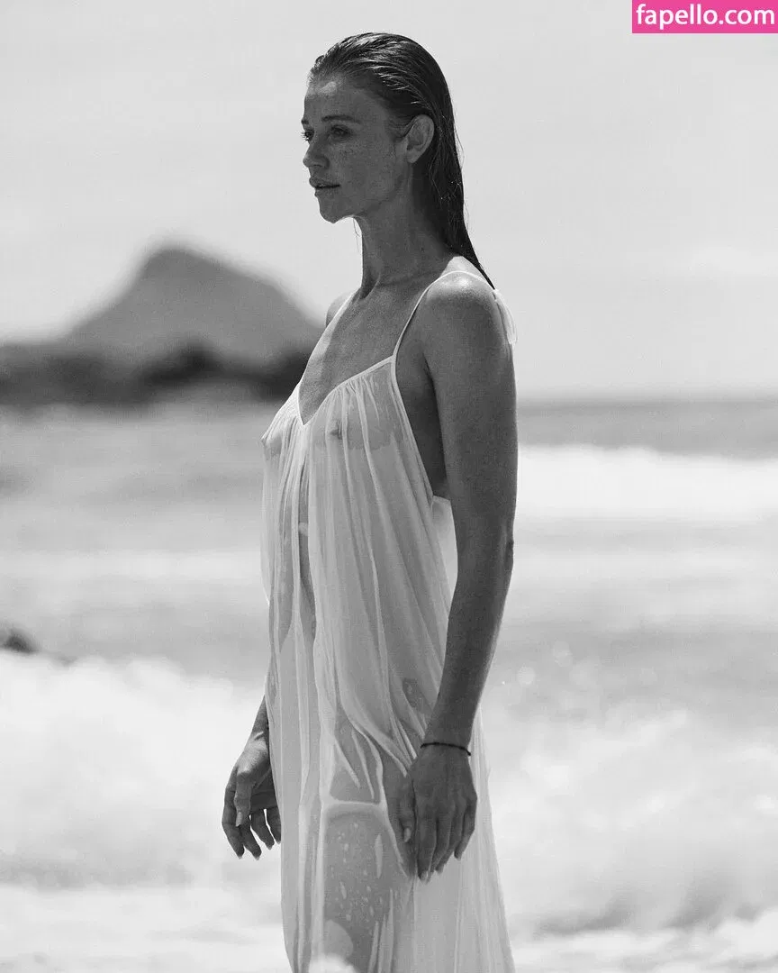 Cintia Dicker Onlyfans Photo Gallery 