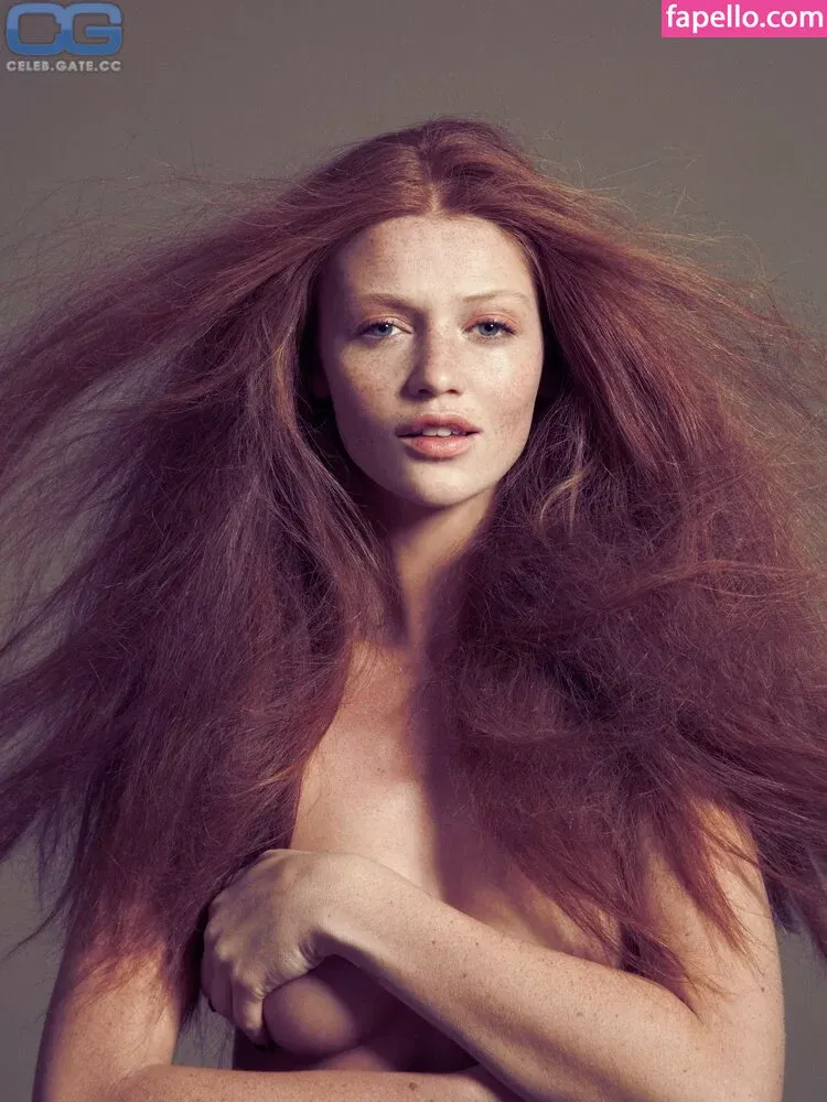 Cintia Dicker Onlyfans Photo Gallery 