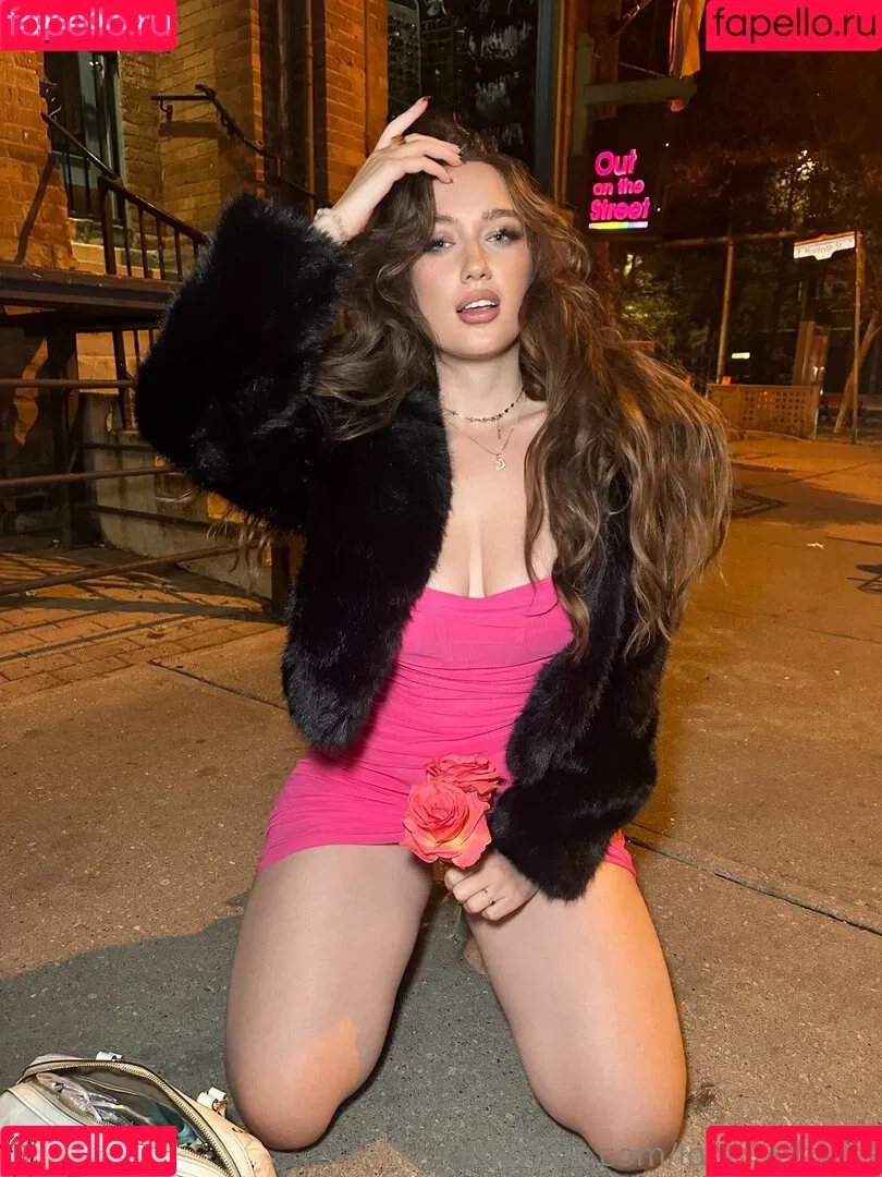 loolooofficial Onlyfans Photo Gallery 
