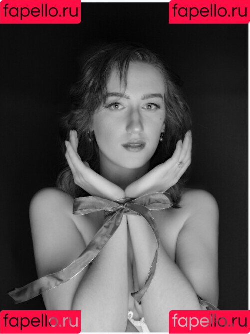 loolooofficial Onlyfans Photo Gallery 