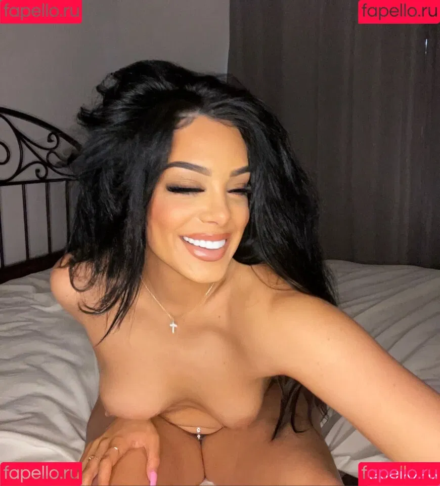 brittneysupersoak Onlyfans Photo Gallery 