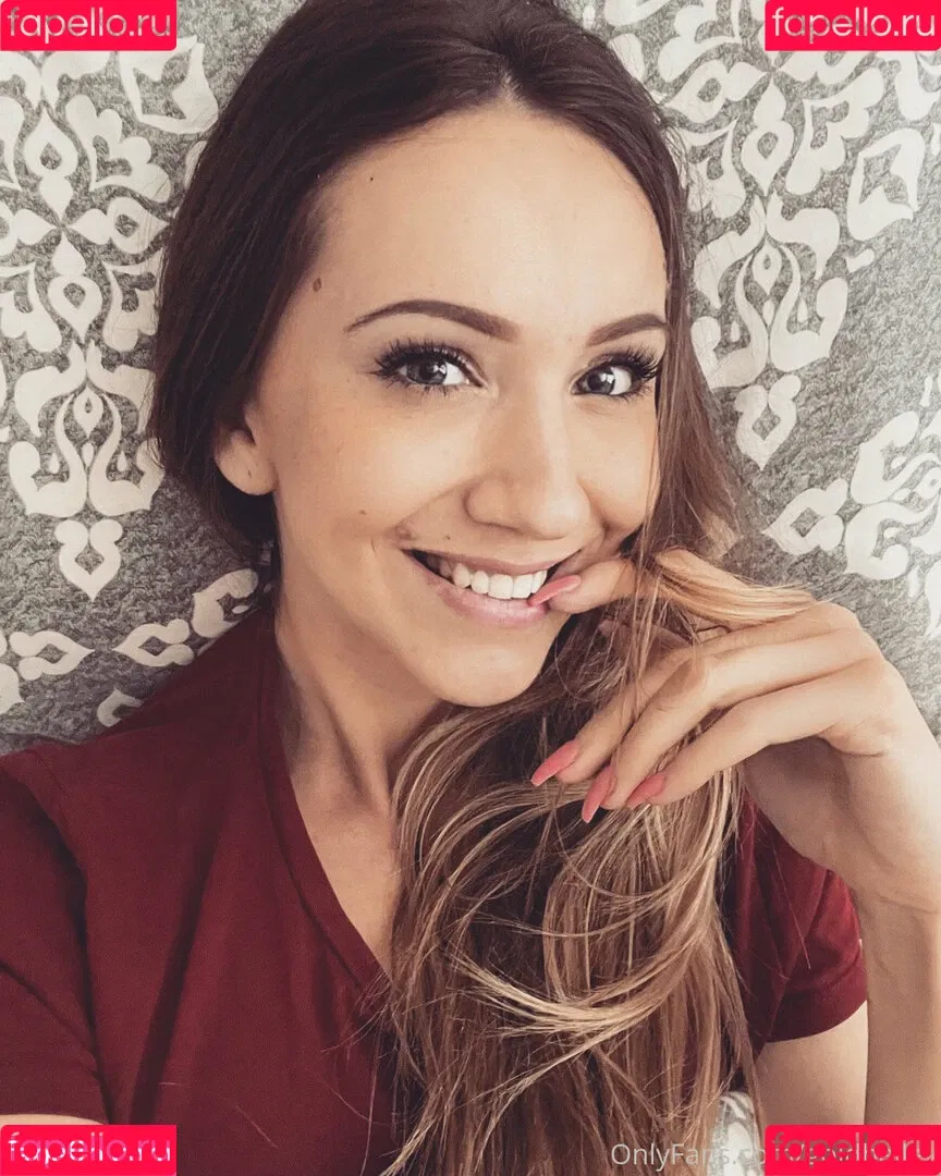 goldhailey Onlyfans Photo Gallery 