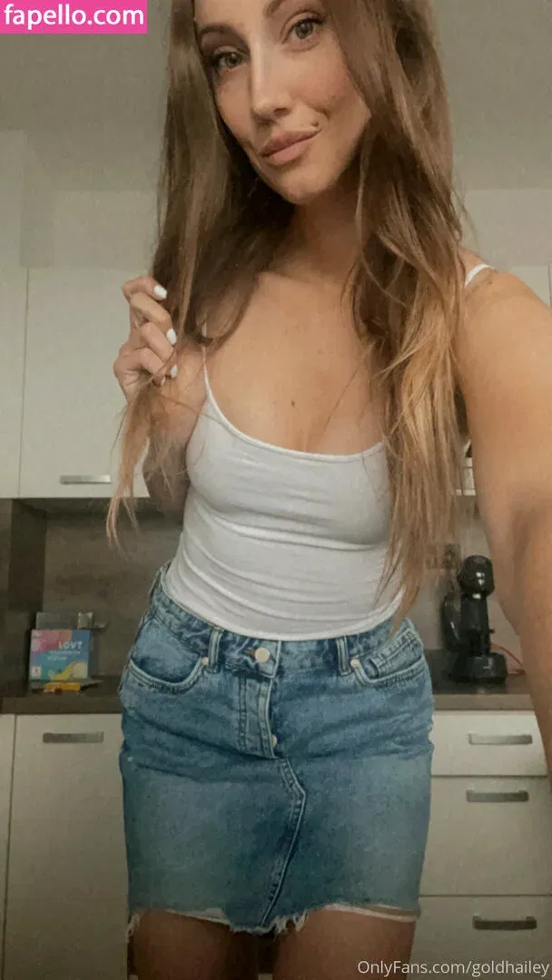 goldhailey Onlyfans Photo Gallery 