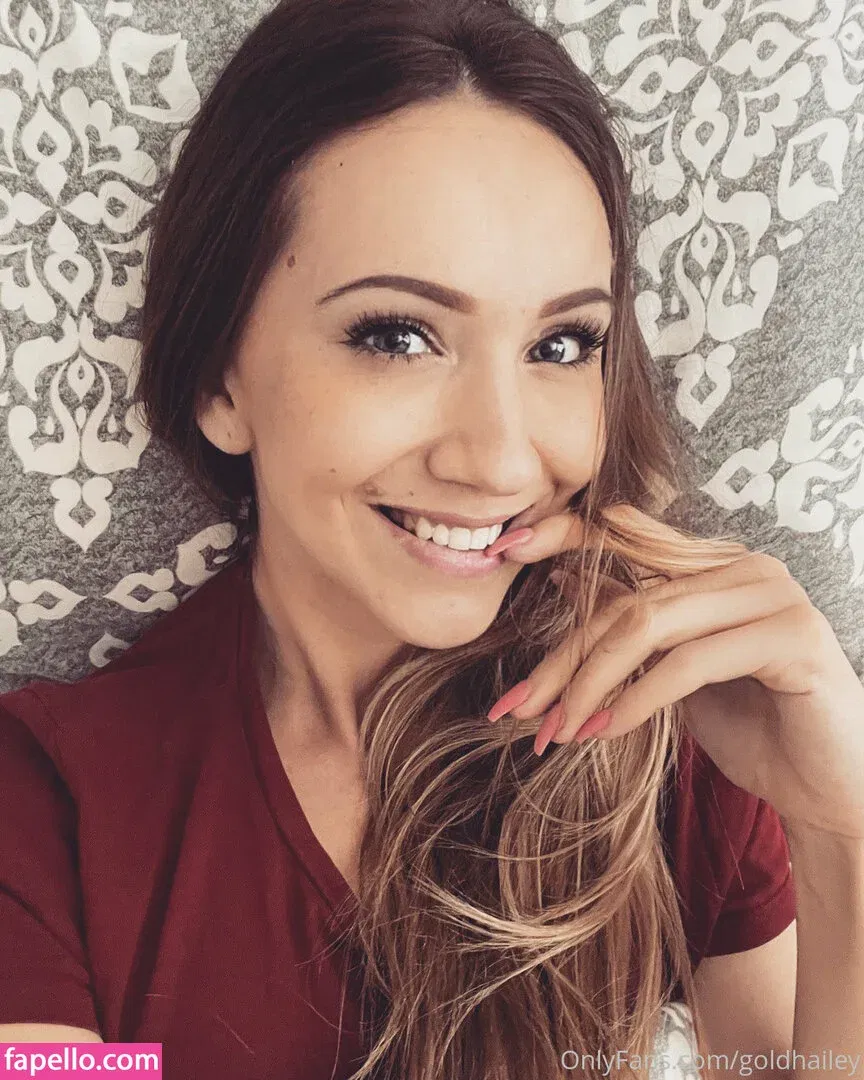 goldhailey Onlyfans Photo Gallery 