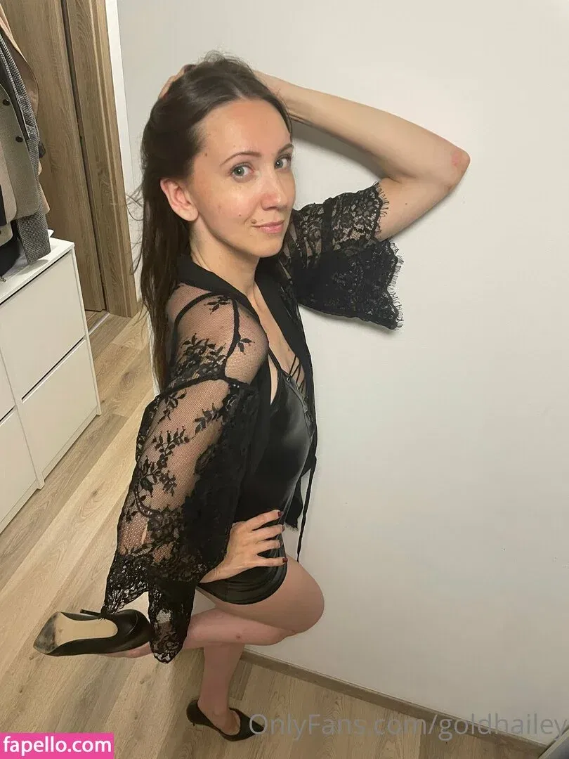 goldhailey Onlyfans Photo Gallery 