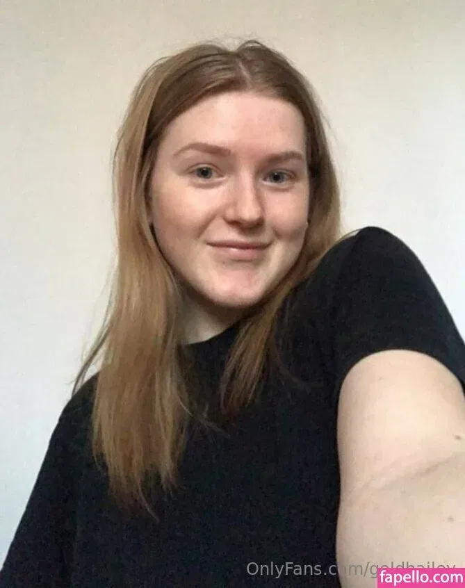 goldhailey Onlyfans Photo Gallery 