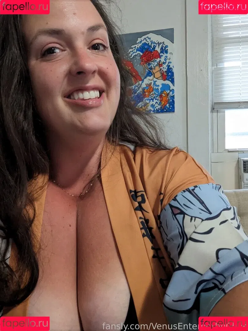 VenusEnteredtheChat Onlyfans Photo Gallery 