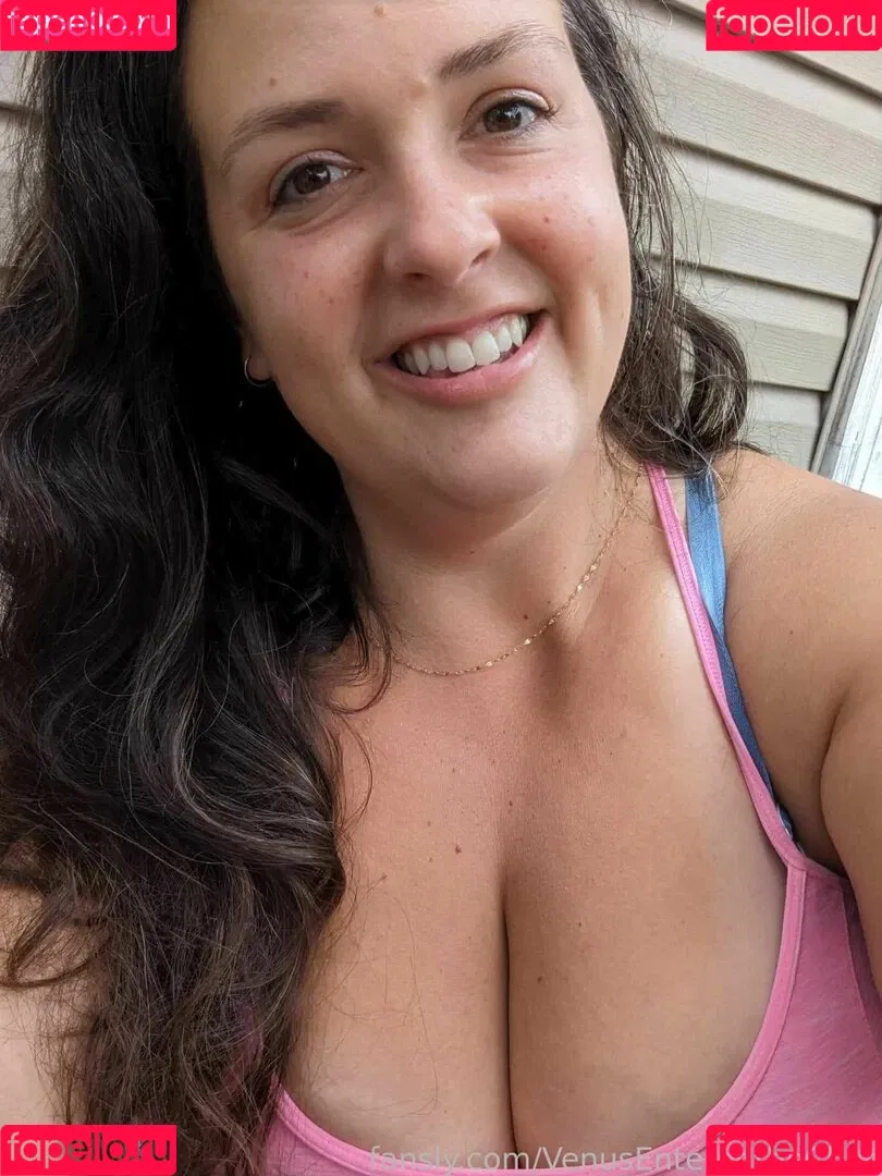 VenusEnteredtheChat Onlyfans Photo Gallery 