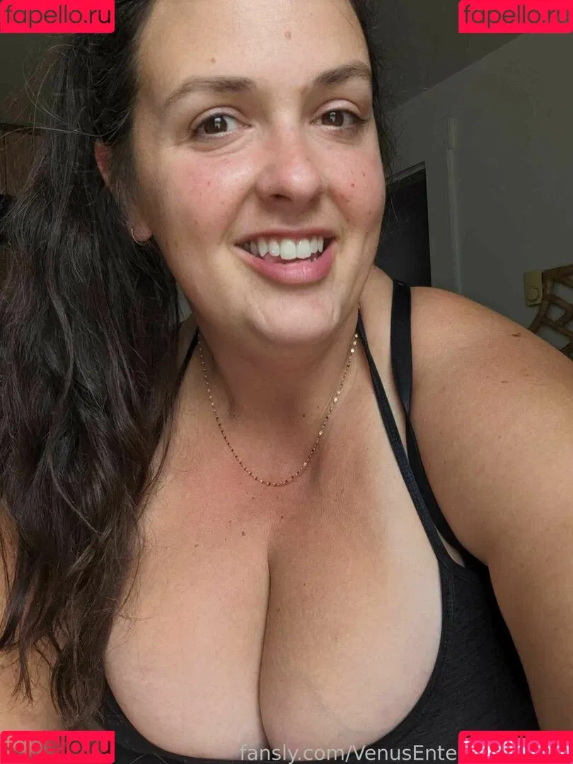 VenusEnteredtheChat Onlyfans Photo Gallery 