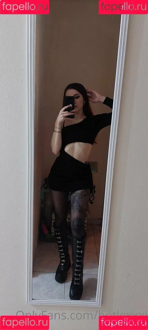 hotlexxxi Onlyfans Photo Gallery 