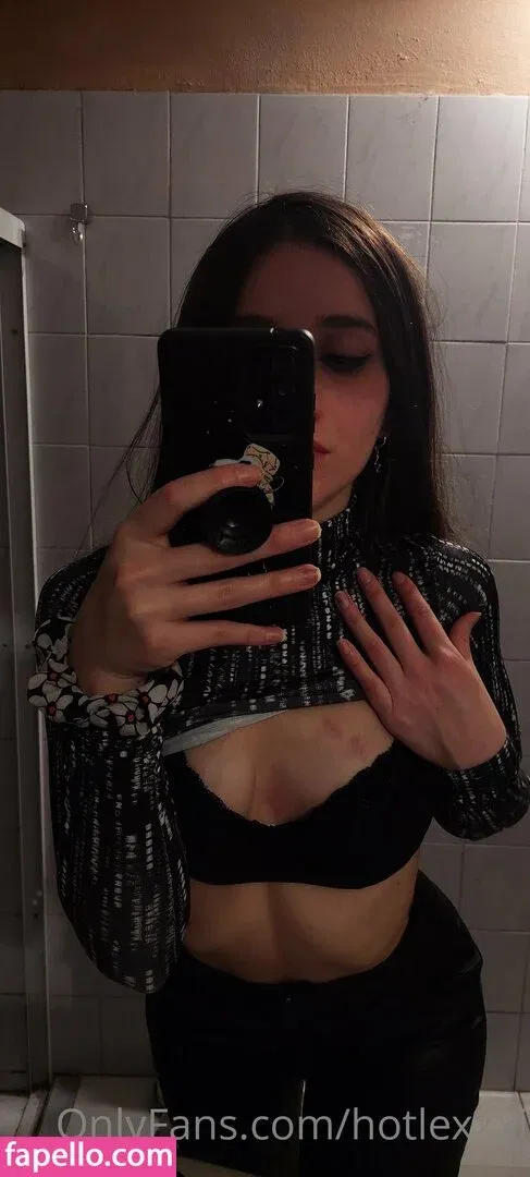 hotlexxxi Onlyfans Photo Gallery 