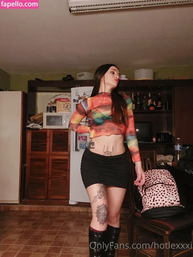 hotlexxxi Onlyfans Photo Gallery 