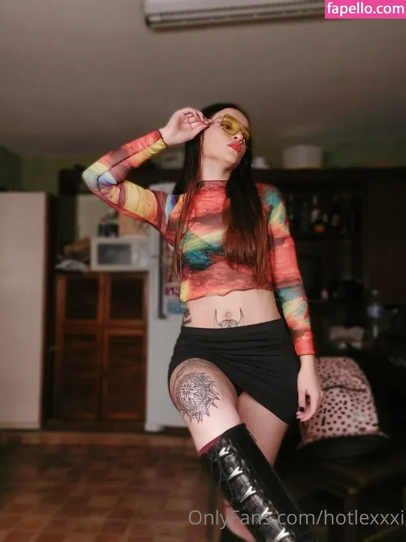 hotlexxxi Onlyfans Photo Gallery 
